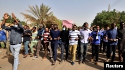 Waandamanaji na wanaharakati nchini Sudan bado hawaridhishwe na mfumo wa baraza la mpito