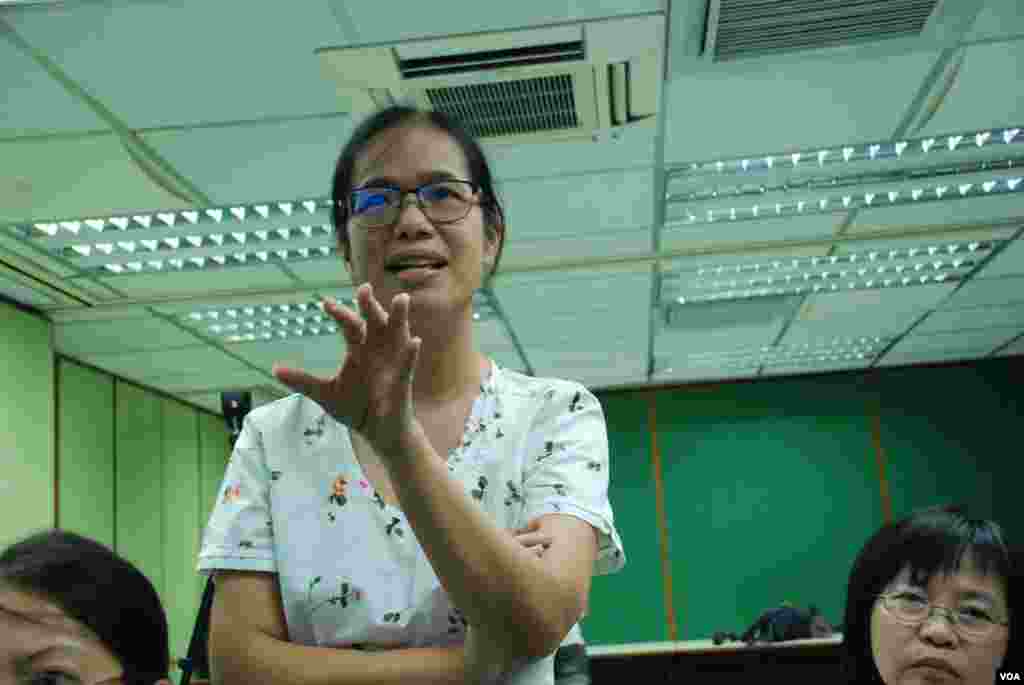 國民教育家長關注組成員譚小姐建議,中學教師帶領學生參與罷課集會