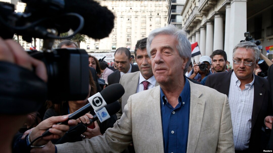 El presidente de Urugauy, Tabaré Vázquez, dice que se opone al plebiscito sobre la ley de inclusión financiera.