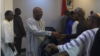 L'opposition burkinabè rencontre Rock Kaboré au palais présidentiel, à Ouagadougou, au Burkina Faso, le 19 avril 2018. (VOA/Lamine Traoré)