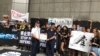 香港傳媒界7月14日黑衣靜默遊行(美國之音海彥拍攝)