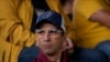 ARCHIVO - El líder opositor y ex candidato presidencial Henrique Capriles asiste a un evento en el que el partido Primero Justicia lo nominó como su candidato presidencial para las primarias de la oposición en Caracas, Venezuela, el 10 de marzo de 2023.