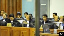 Khmer Rouge leader Noun Chea remains in the hospital, and the UN-backed Khmer Rouge tribunal has announced no more hearings for this week.