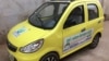 Une voiture hybride au Togo (VOA/Kayi Lawson)