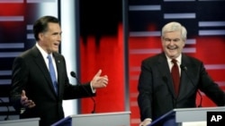 Gingricht e Romney em confronto