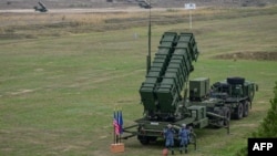 Ілюстративне фото. Установка Patriot на озброєнні Румунії, 15 листопада 2023. Daniel MIHAILESCU / AFP