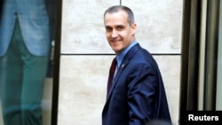 លោក ​Corey Lewandowski​ អ្នក​ចាត់​ការ​ក្នុង​ការ​ឃោសនា​បោះ​ឆ្នោត​របស់​លោក​ Trump​ នៃ​គណបក្ស​សាធារណរដ្ឋ​ ត្រូវ​បាន​បណ្តេញ​ចេញ​ពី​តំណែង។