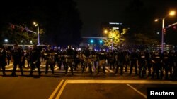 美国东部北卡罗来纳州的夏洛特市取消宵禁