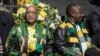 Jacob Zuma e Cyril Ramaphosa em posições contrárias