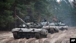 ཨུ་རུ་སུའི་T-72་རྟགས་ཅན་གྱི་ལྕགས་ཁྲབ་འཁོར་ལོ་