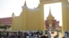 ពីមុខ​ទី​លាន​បូជា​ព្រះរាជ​សព។ ថត⁣ដោយ៖ ស៊ុយ ហ៊ាមខេមរា
